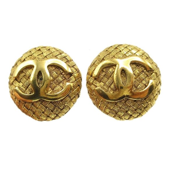 Chanel Quilted Button Earrings Gold Clip-On - Picture 1 of 4